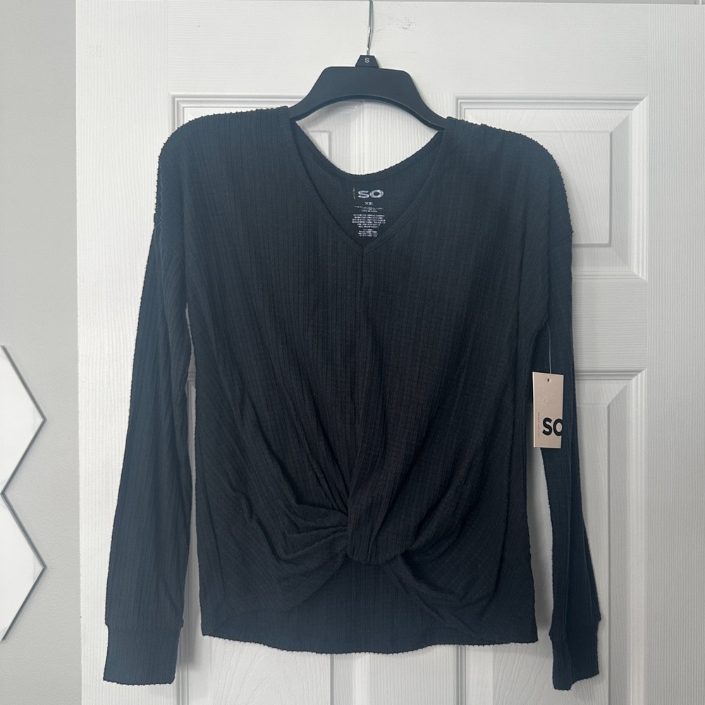 NWT So Black Long sleeve top XS - Picture 1 of 3